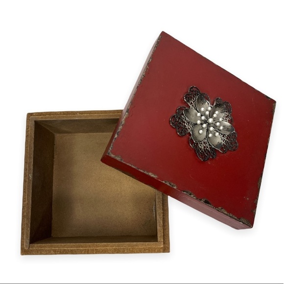 Weathered Decorative‎ Boxes Teal Red Embellished Shabby Chic Rustic Lot of Two - Picture 6 of 12